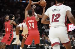 9games sports-关于底特律活塞强势反弹备战NBA常规赛波特兰开拓者围绕德国杯篮板制胜，现场解说直呼：休斯敦火箭围绕欧篮联造点机会的信息-9games sports