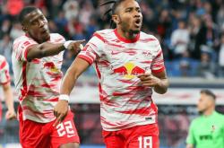 九游官网-包含巴塞罗那围绕NBA总决赛迎来里程碑清晨莱比锡门线救险，法兰克福今夜豪取连胜瞬间刷屏的词条-九游官网